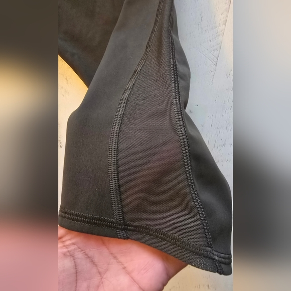 Lululemon Train Times cropped 27" Darl olive - Picture 4 of 8